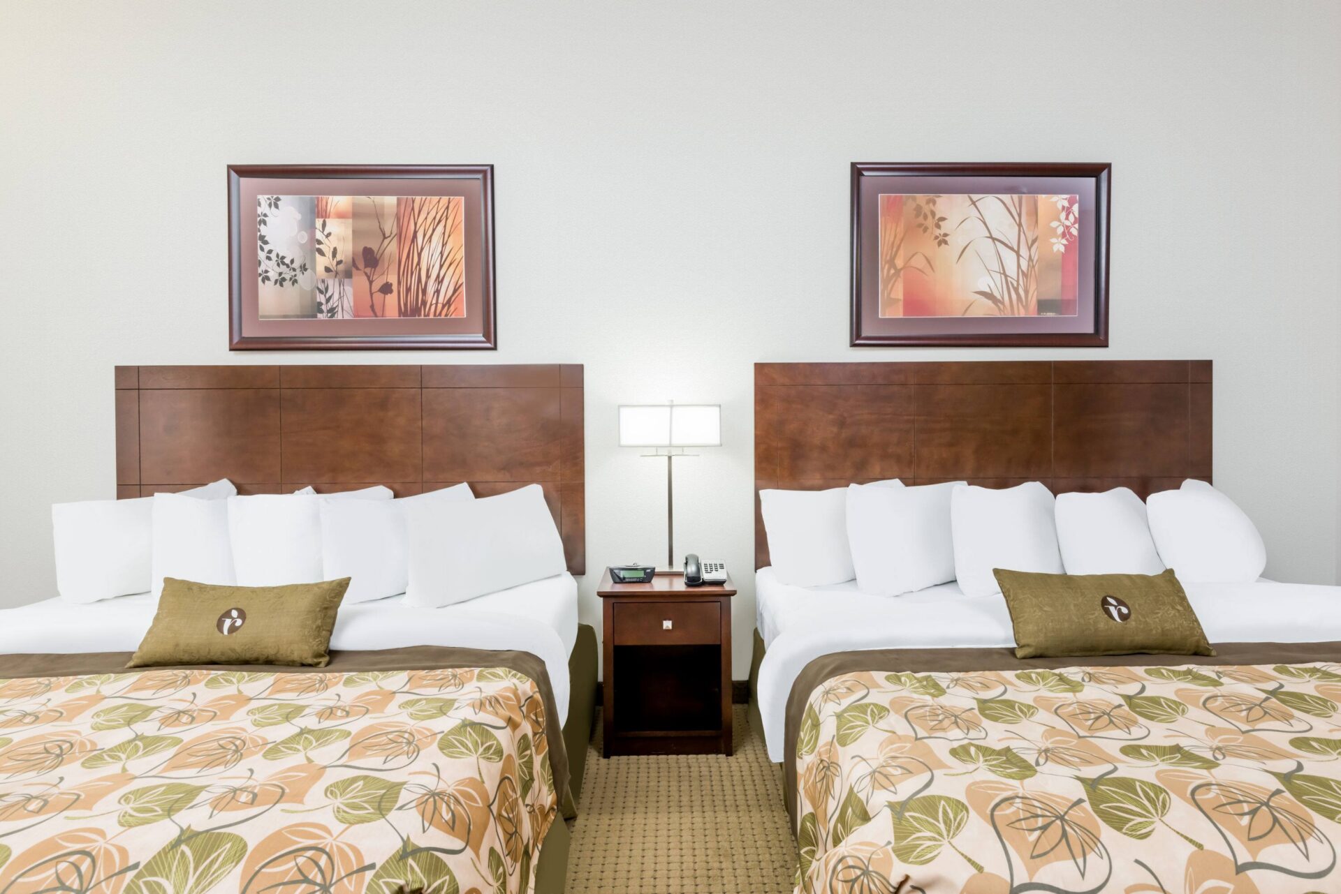 canalta olds 32249 guest room 7